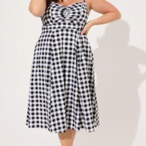 Torrid Gingham Midi Dress | Color: Black/White | Size: 2x